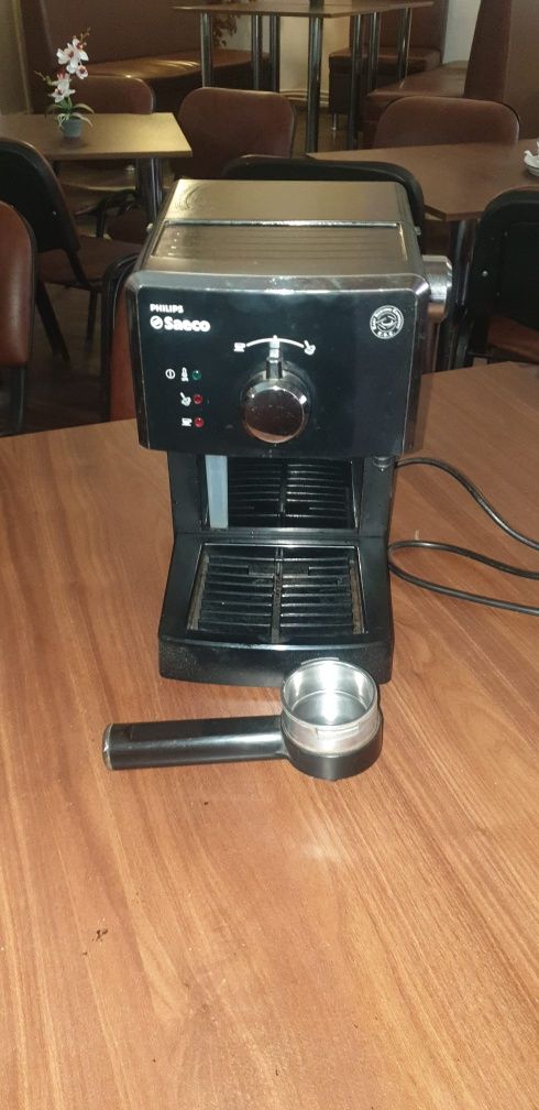 Philips Saeco Poemia
Espressor manual