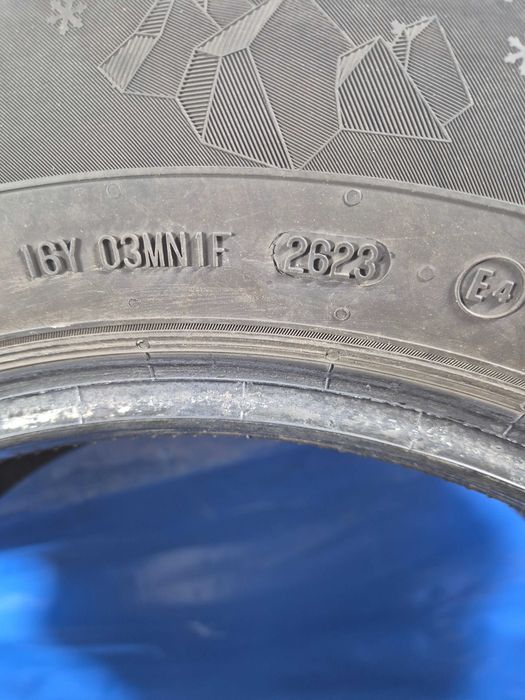 215/70/16T Semperit-Hankook