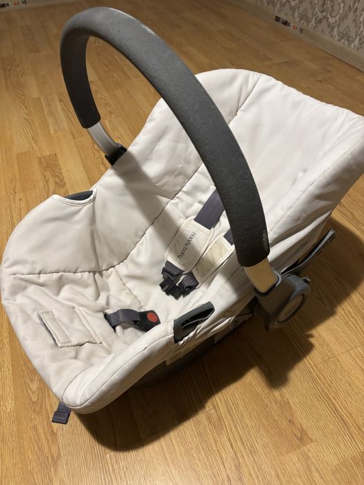 Автокресло до года