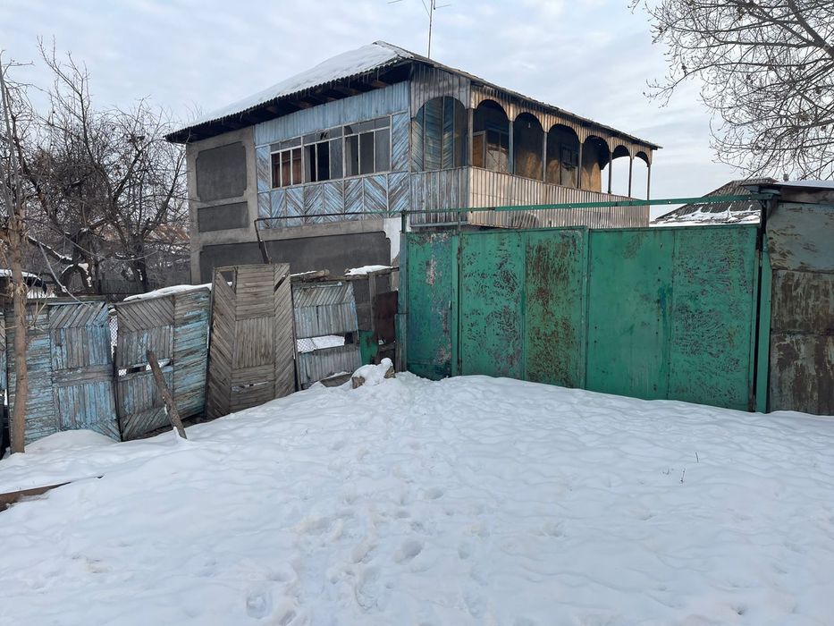Продам дом участок 9.8соток