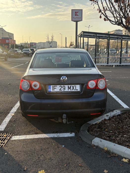 VW Jetta 2010 1.6 TDI