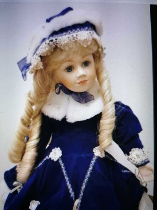 Порцеланова кукла Маргарет Лин