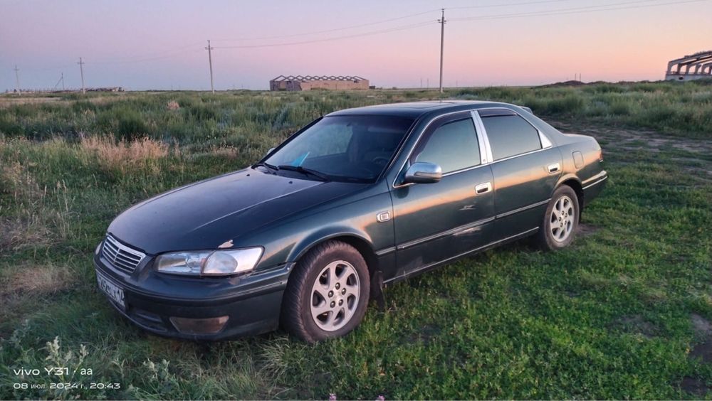 Продам Toyota 20