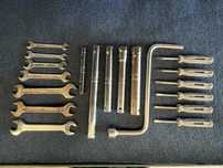 Scule din truse pentru masini clasice BMW, Mercedes, Fiat, Renault