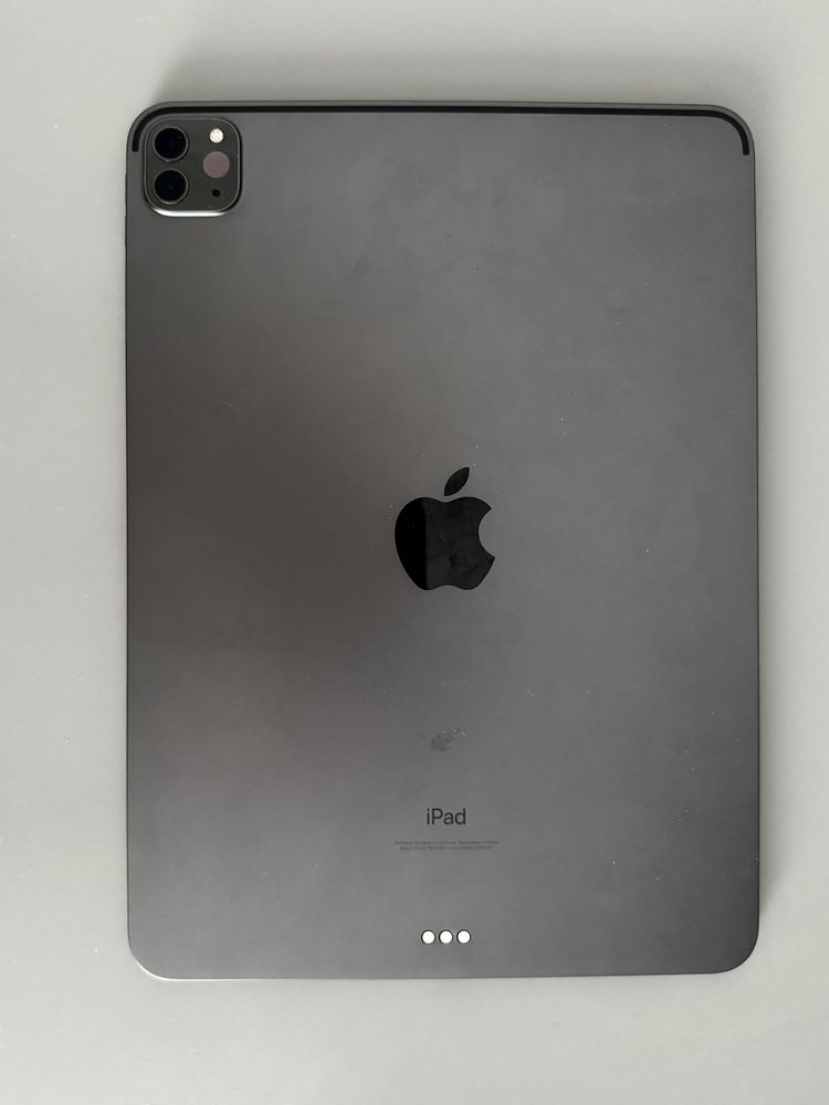 iPad Pro 11” (2020)