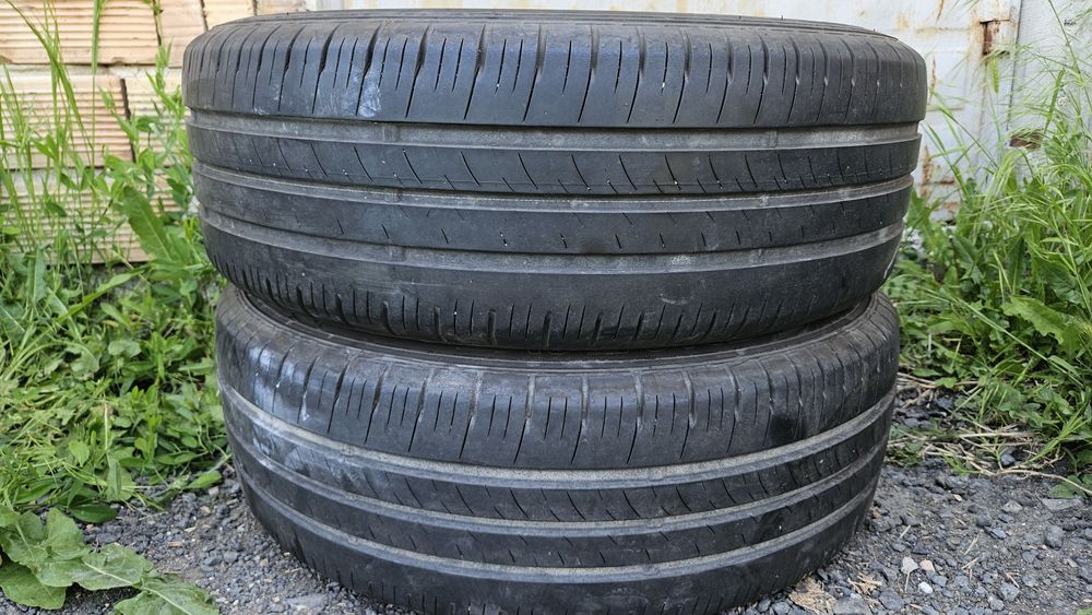 2бр гуми 215 60 16 дънлоп