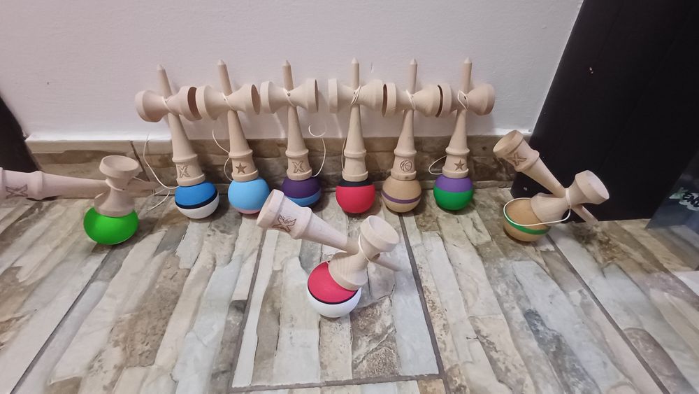 Kendame X noi super sticky