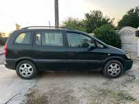 Vând Opel Zafira