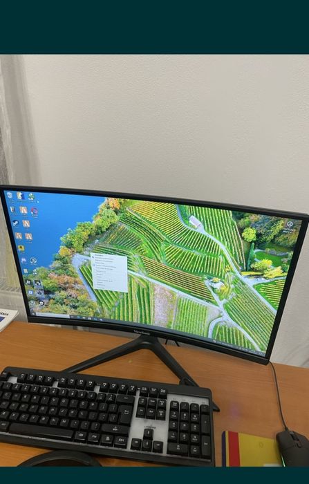 Vând calculator gaming mid-range+monitor si periferice