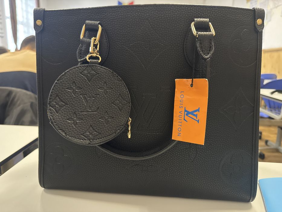 Geanta Louis Vuitton