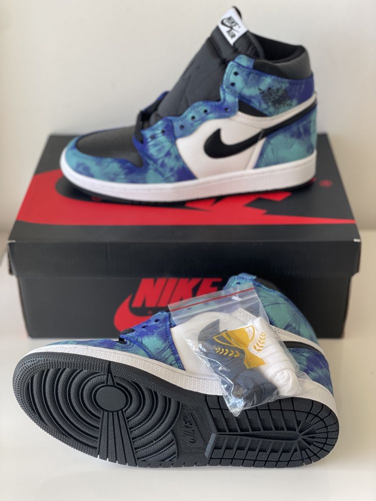 Air Jordan 1 Retro High Tie Dye Nike 4 UNC Patent Black og