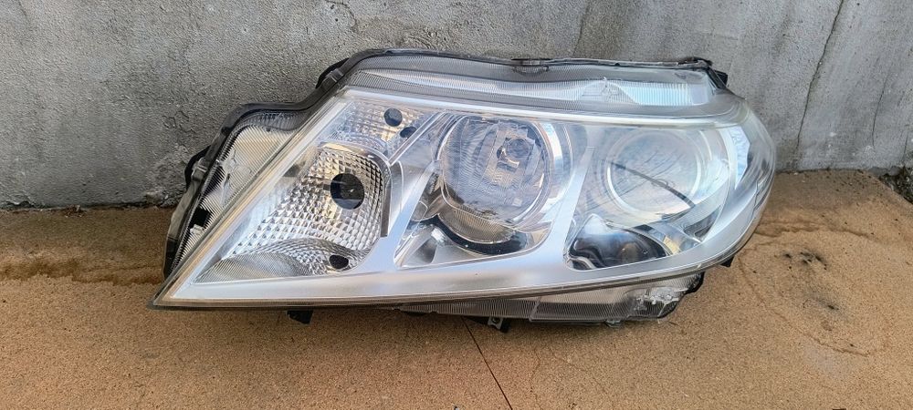 Far stanga suzuki vitara dupa anul 2014 original