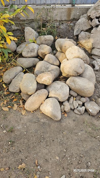 Отдам камни для строительства