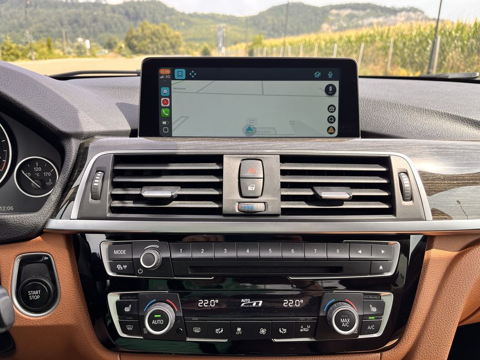 BMW 330e plug in hybrid in stare foarte buna