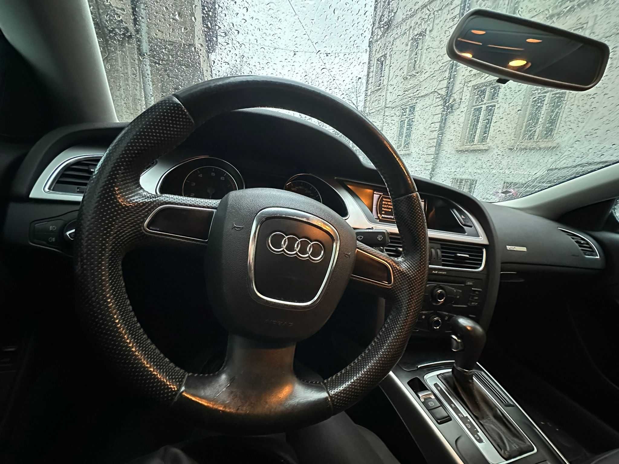 Audi A5 Coupe 2011