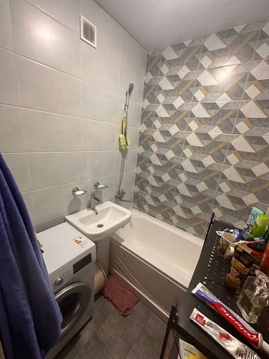 Ттз-1 С Ремонтом! 1/2/4 Продается Квартира