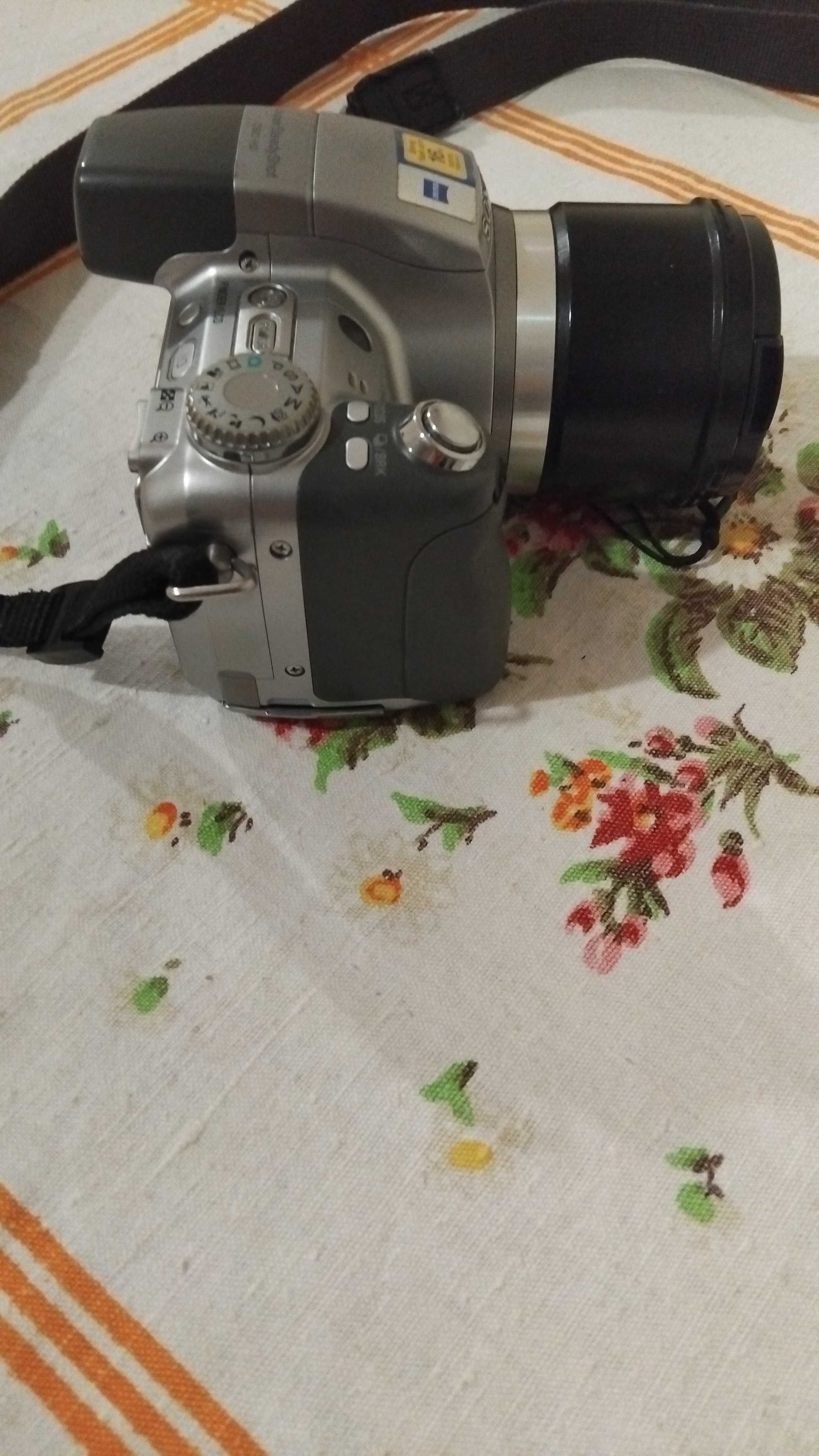Фотоапарат SonyDSC - H2
