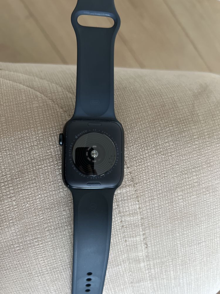 Apple Watch SE 2 44mm