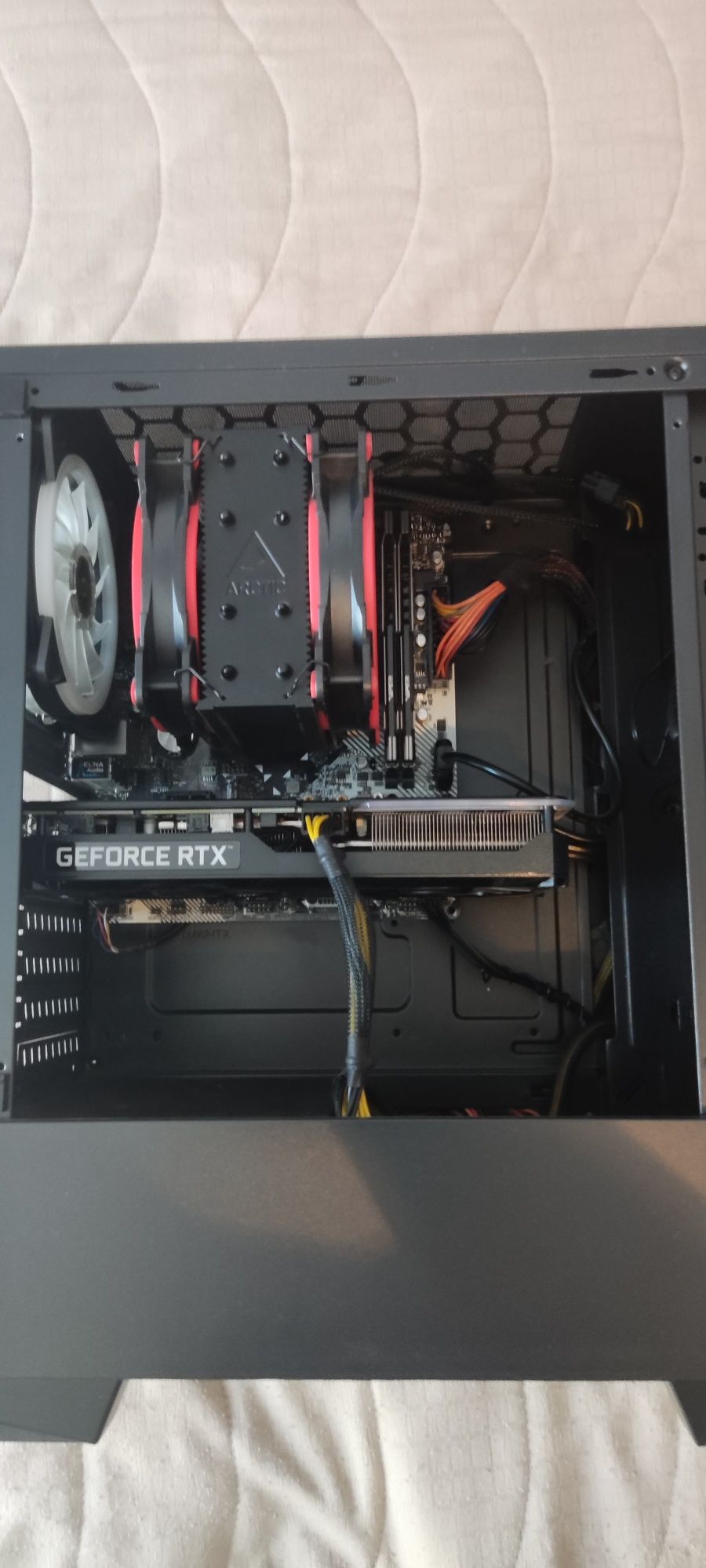 Геймърски компютър Ryzen 5 / RTX 3060 Ti / 16GB RAM / 1TB SSD

Продава