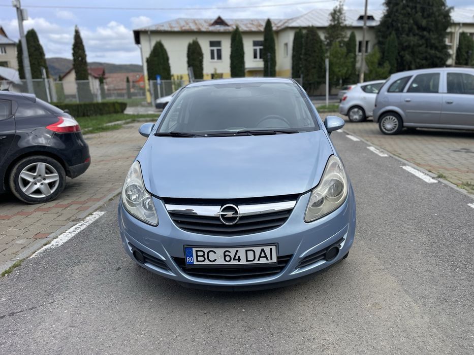 Opel Corsa 1.2 Benzină – 2006 – 80 CP – În stare foarte bună