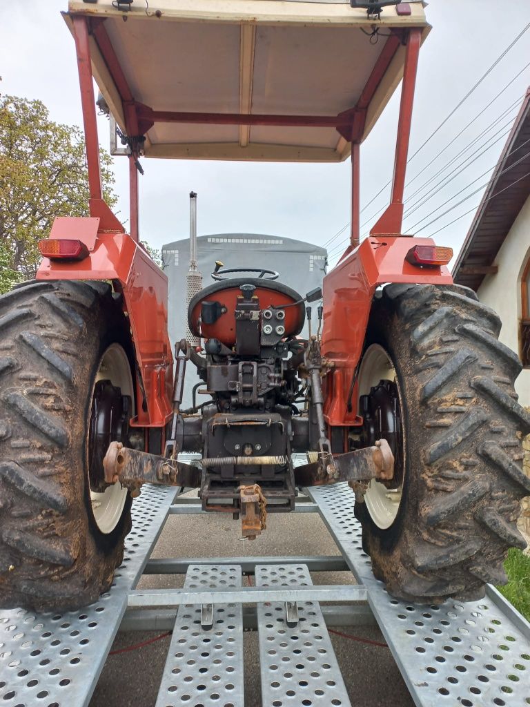 Vând tractor fiat 640 dtc recent adus