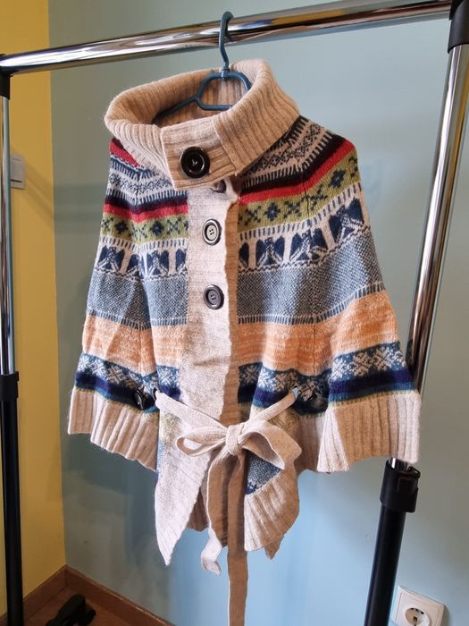 Пончо river island