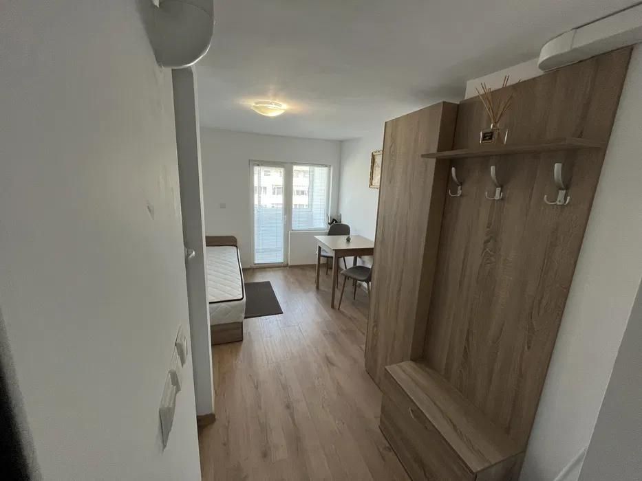 Едностаен апартамент, под наем, Окръжна болница