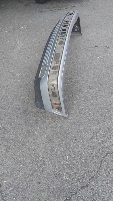 Предна броня за Мерцедес Е класа w210