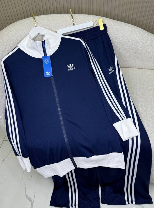 Ayollar sport kiyimi