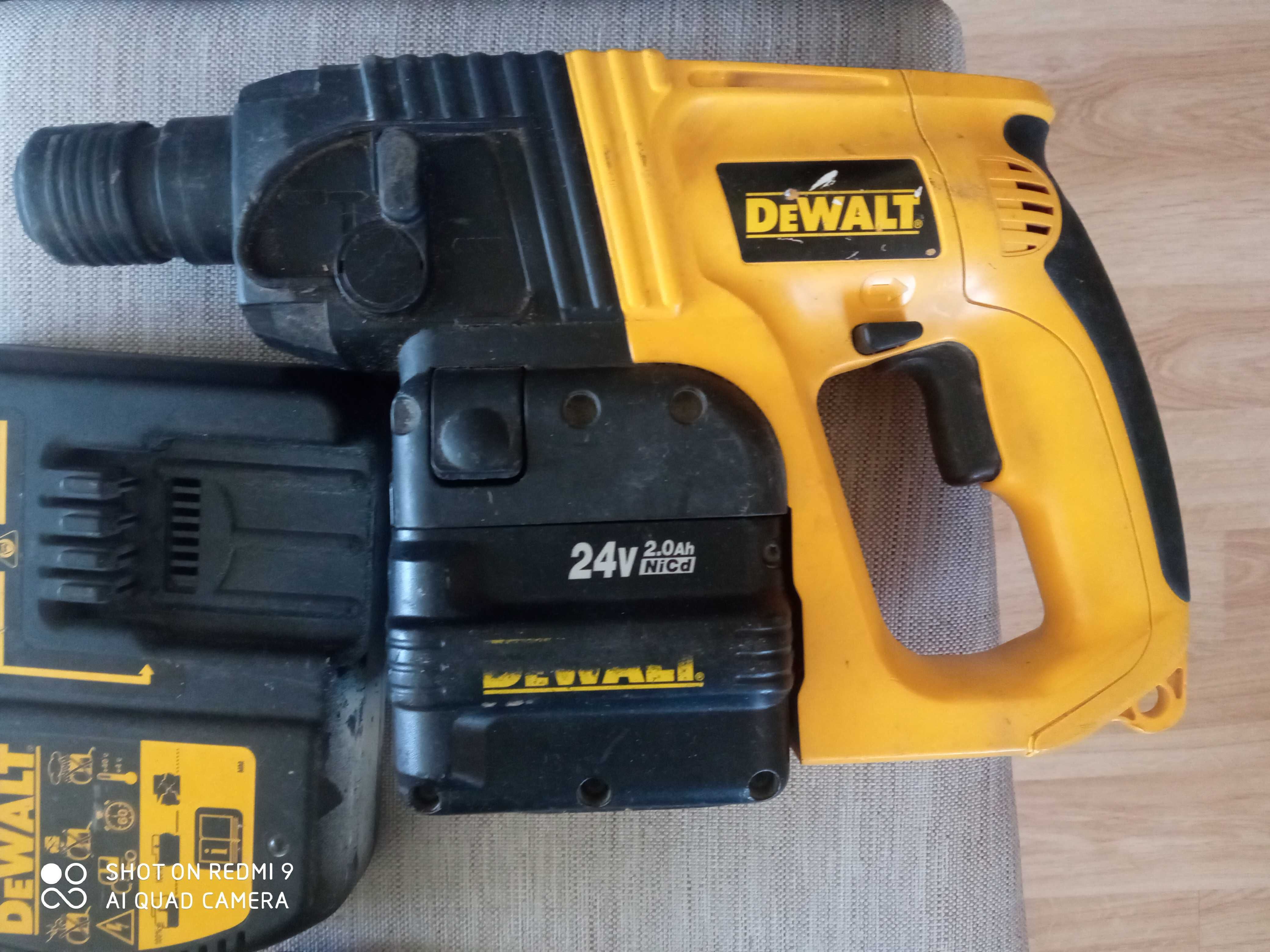 Dewalt DW004 Перфоратор