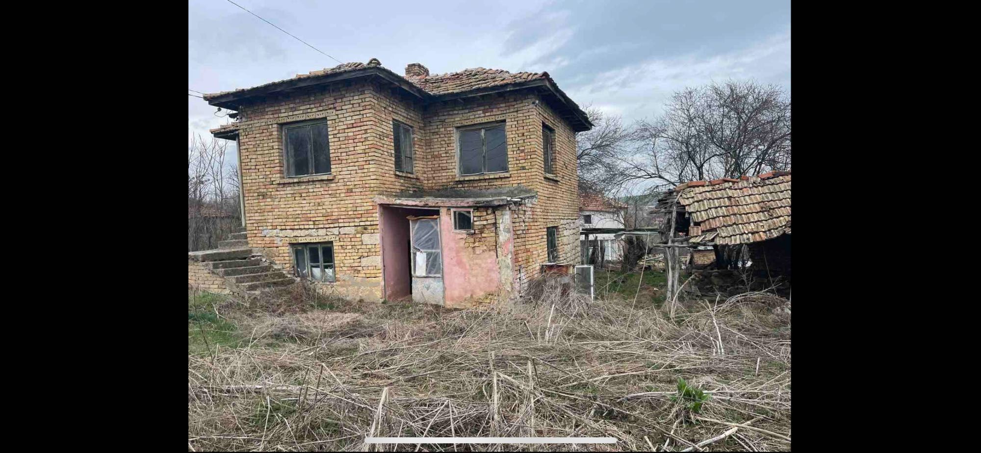 Продава се къща село Войводино общ Вълчи дол