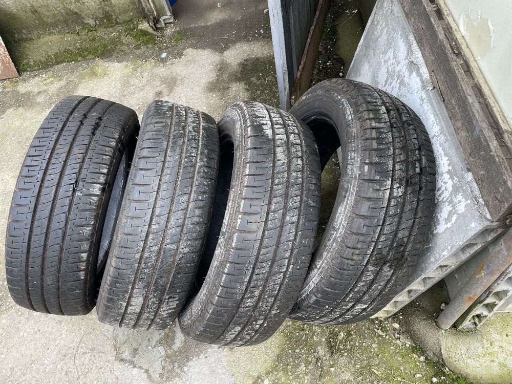 215 60 17C Michelin