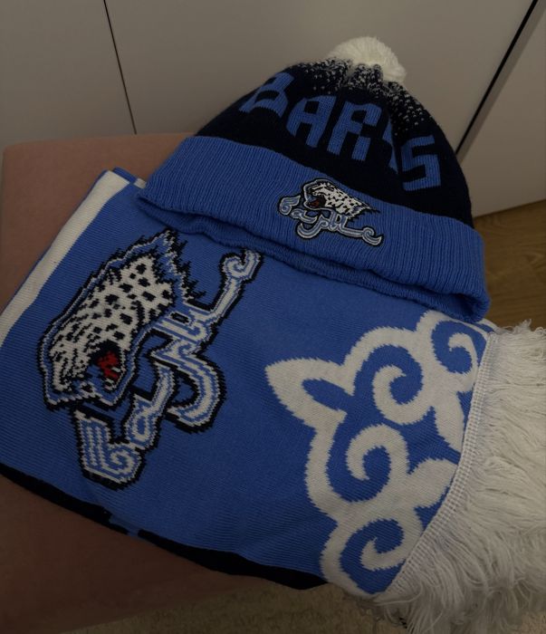 Набор: шапка и шарф хоккейного клуба “Барыс”