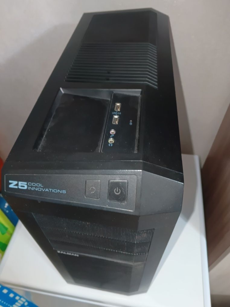 Компьютерный Блок (скелет) zalman z5