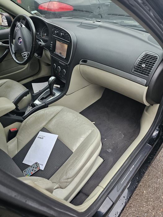 Продавам Saab 9-3 1.9 180