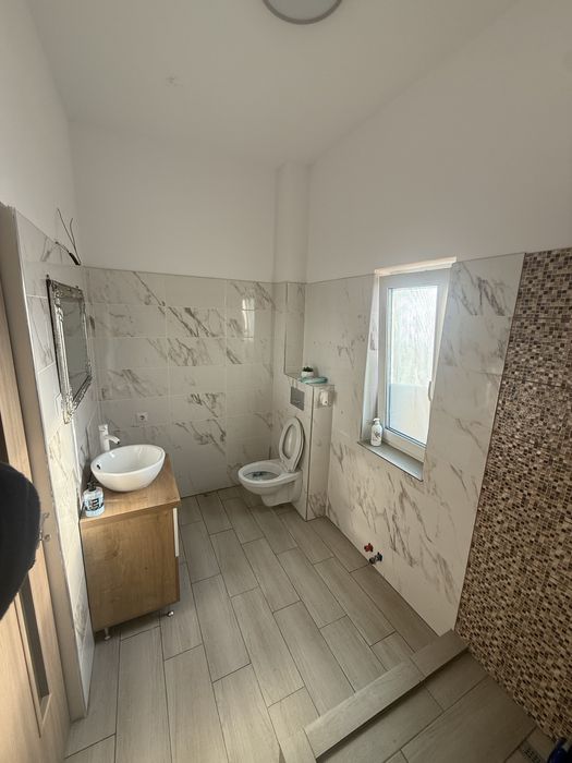 Pf.Vand apartament 2 camere Finisat in Floresti str.Avram Iancu