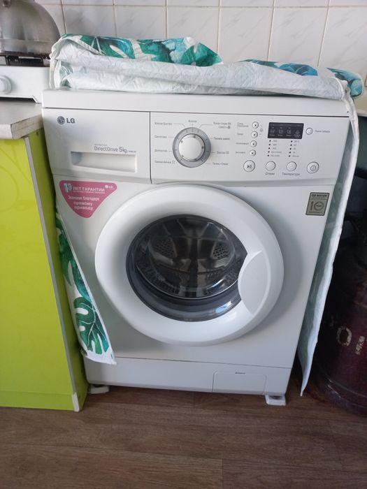 Продам стиральную машинку