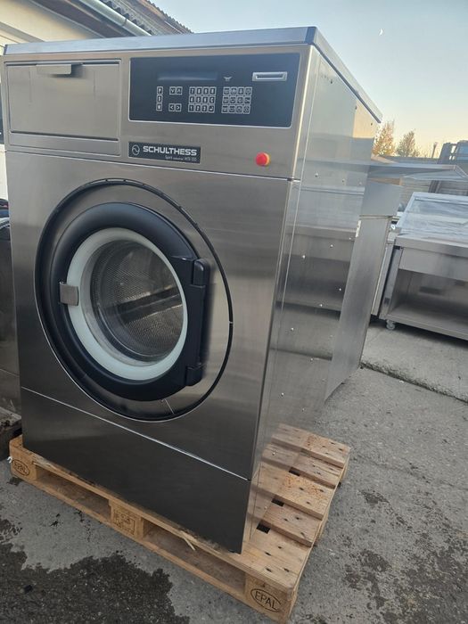Mașină de spălat haine profesionala, 15 kg ,marca Schulthe