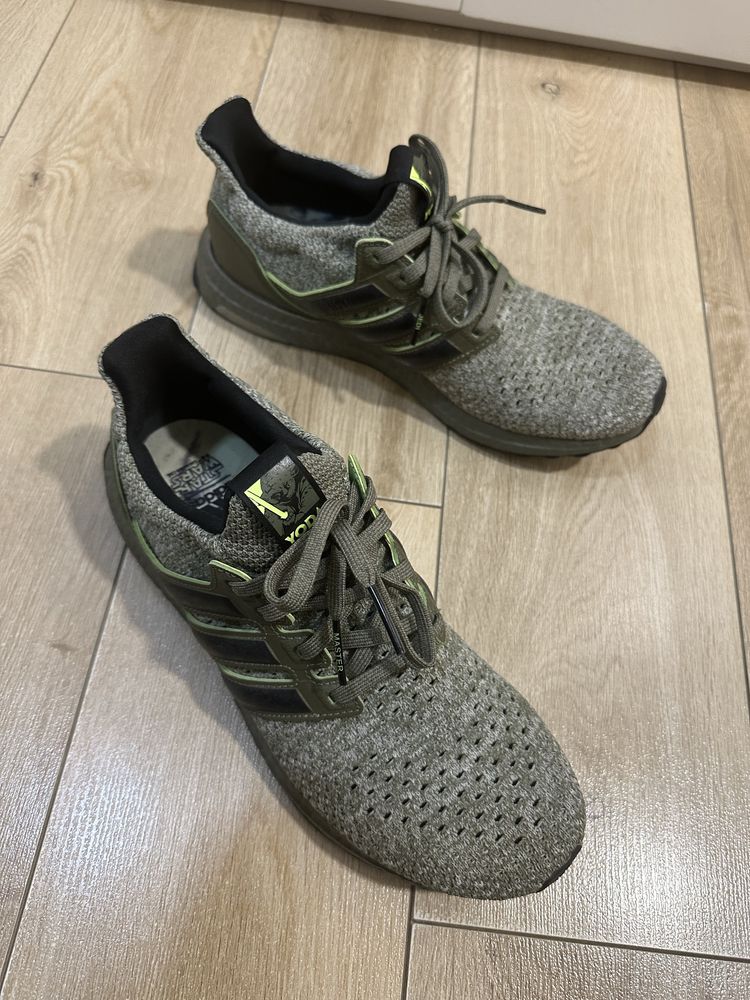 Adidas Ultraboost 43 1/3 Yoda