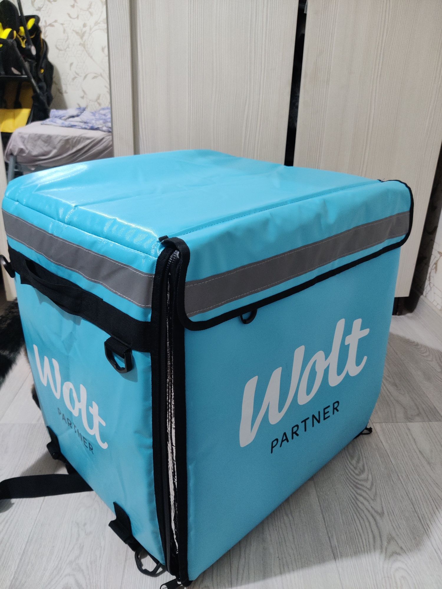 Термосумка для доставки Wolt