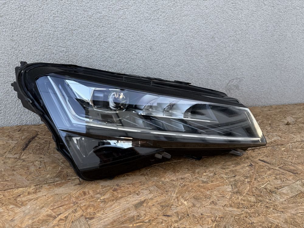 Far dreapta Skoda Superb 3 Facelift 2020+ Full LED Crystal Lighting