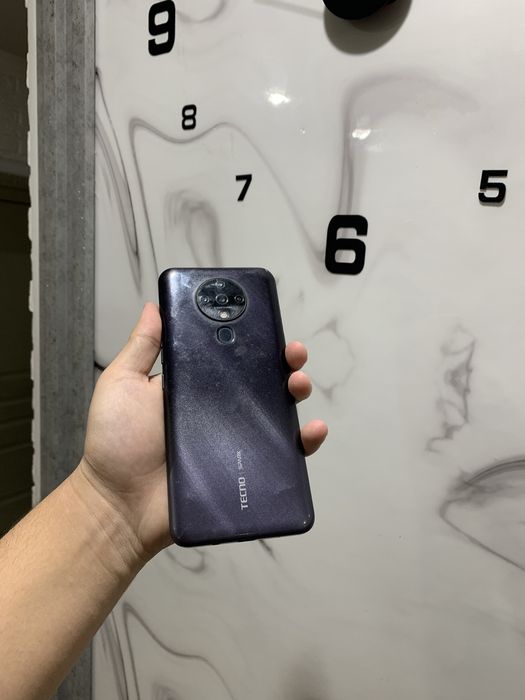 Продаю телефон на запчасти! Рабочий!