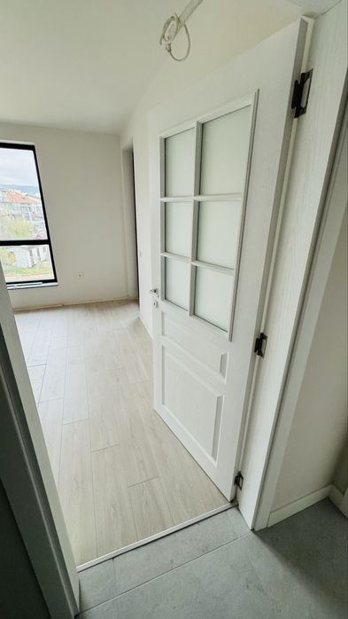 Продава се Двустаен апартамент в Варна, Виница - 52 кв.м за 2500 €/кв.м - Снимка #3