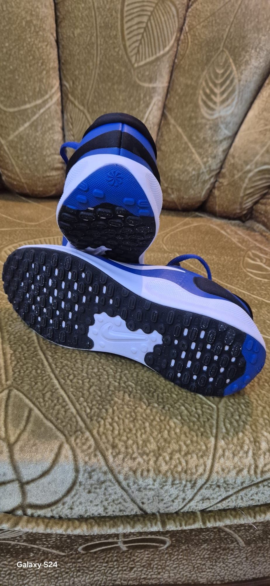 Adidasi nike pentru copii