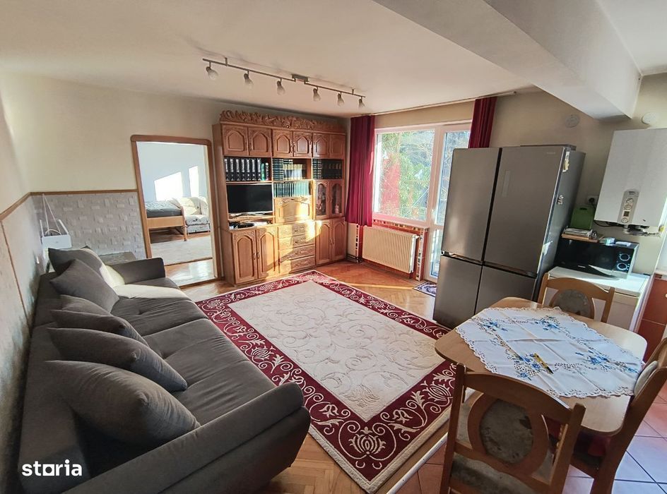 Ap. 2 cam, Cornisa, mobillat/utilat