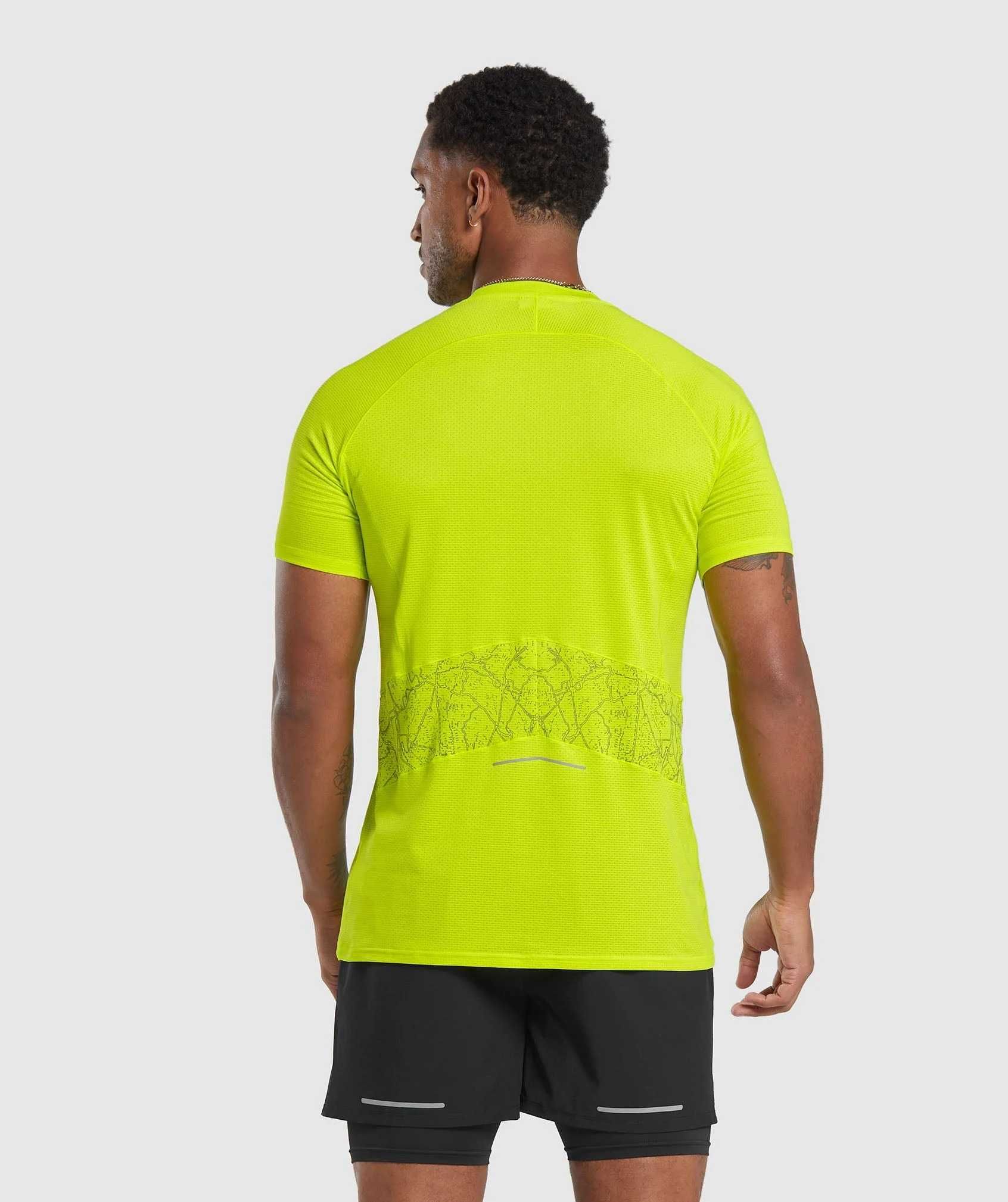 Gymshark Fluo Speed мъжка електрикова тениска размер М