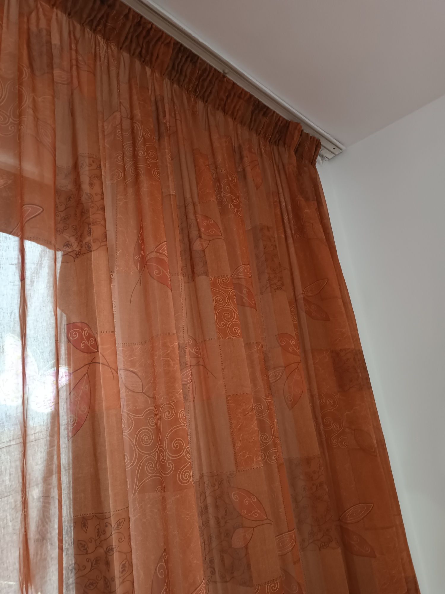 Срочно продам кровать и 2 тумбы