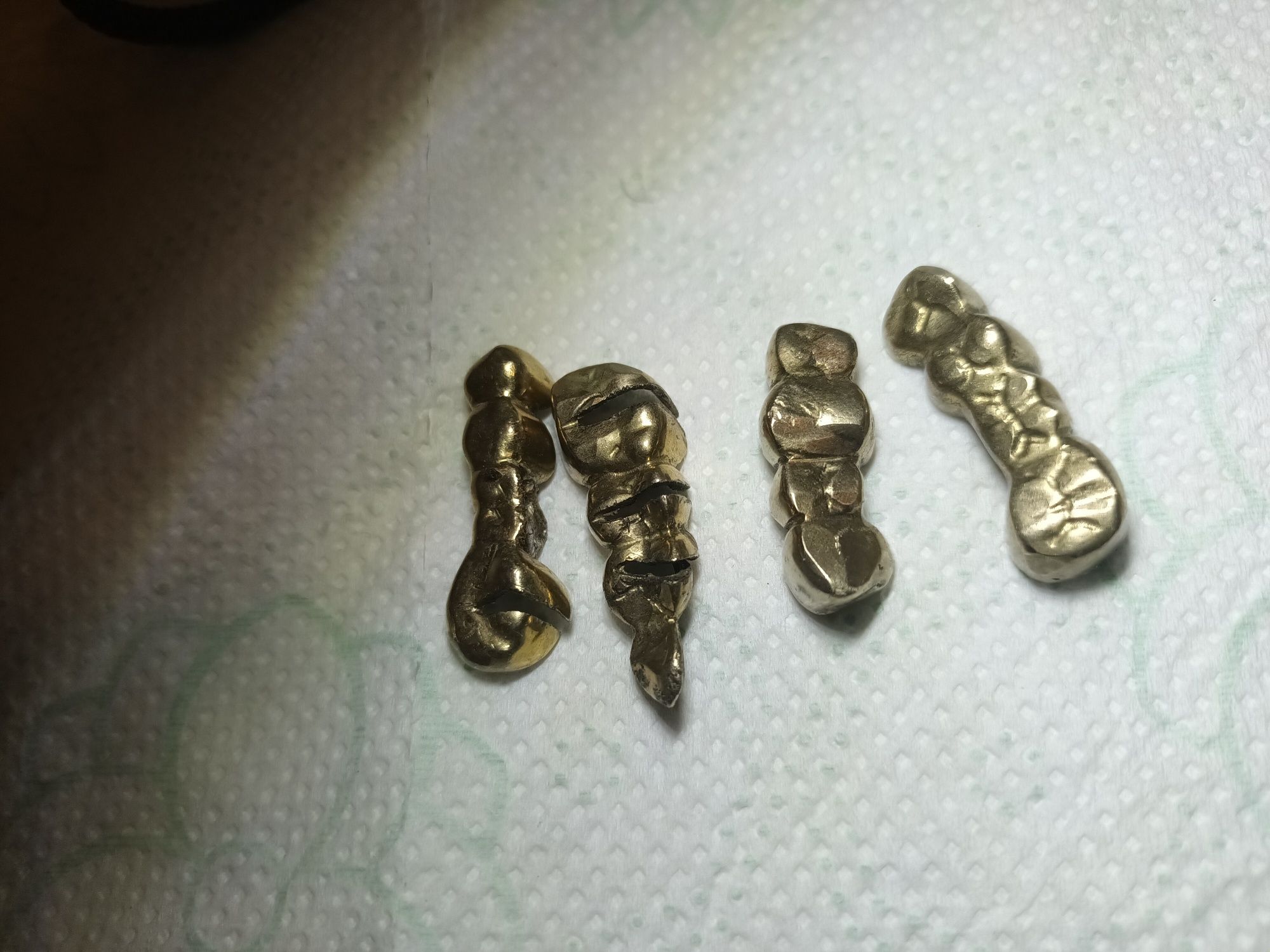 Coroane dentare - second hand - refolosibile