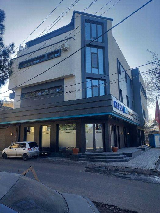 ПРОДАЕТСЯ офисное здание 5 уровней: ор-р Ракатбоши за МВД 1280м2