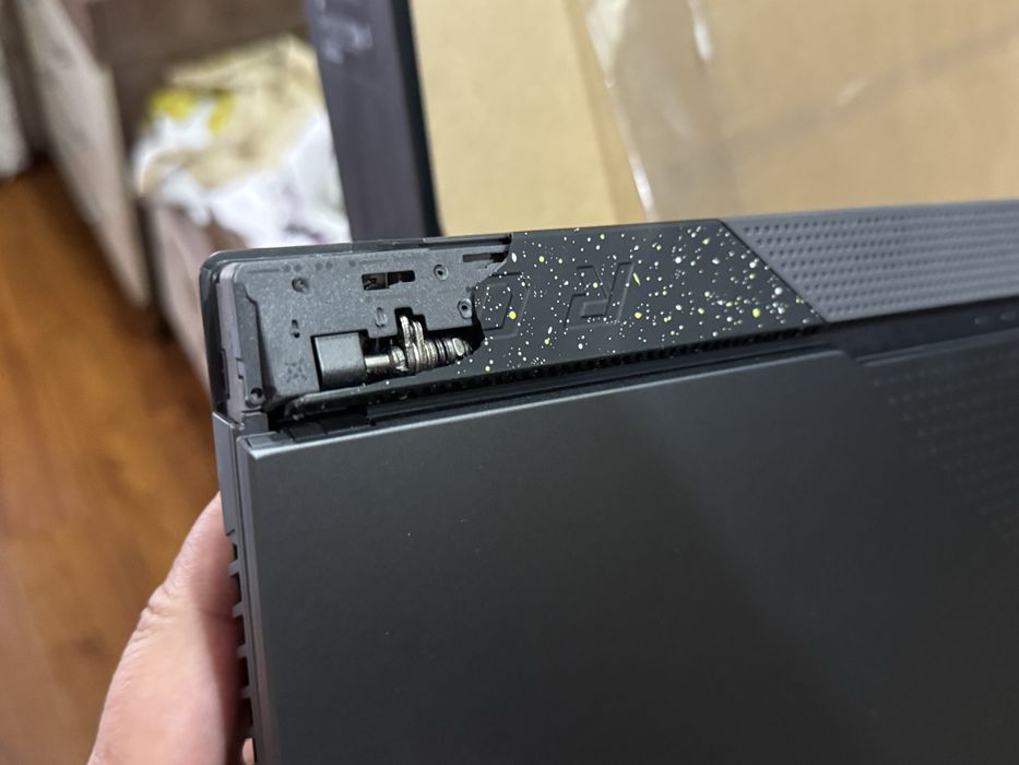 Ноутбук ASUS ROG Strix